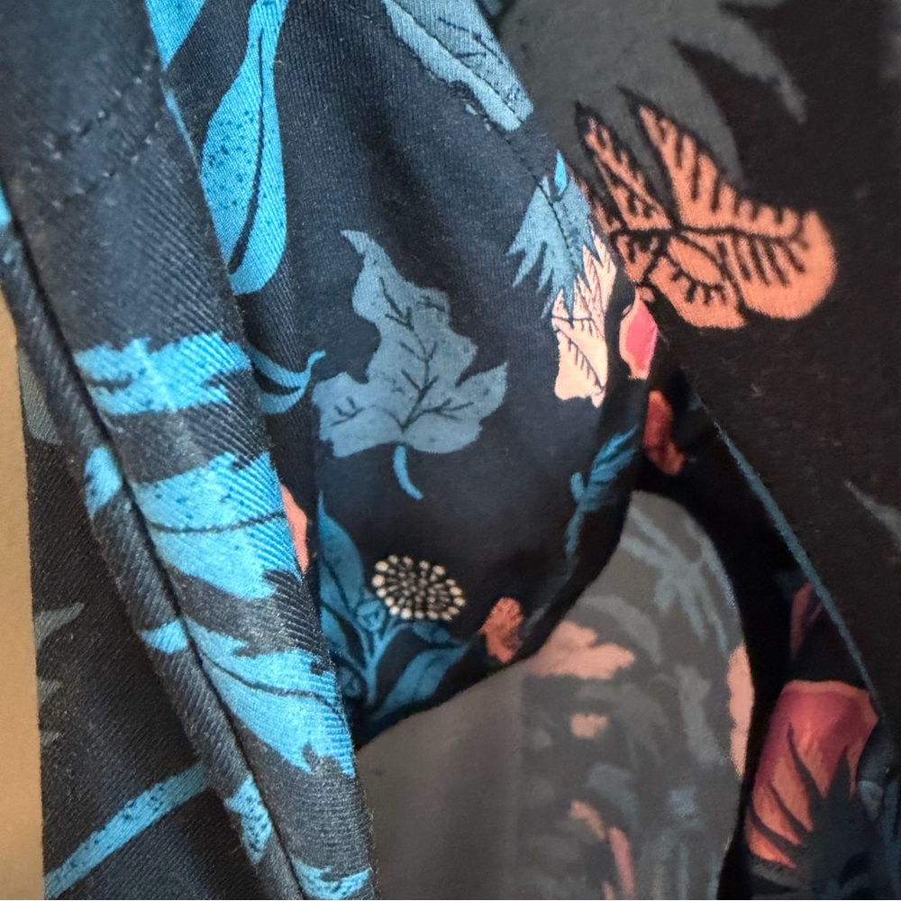 Patagonia blue dress with pink and blue florals athletic small - Picture 4 of 4